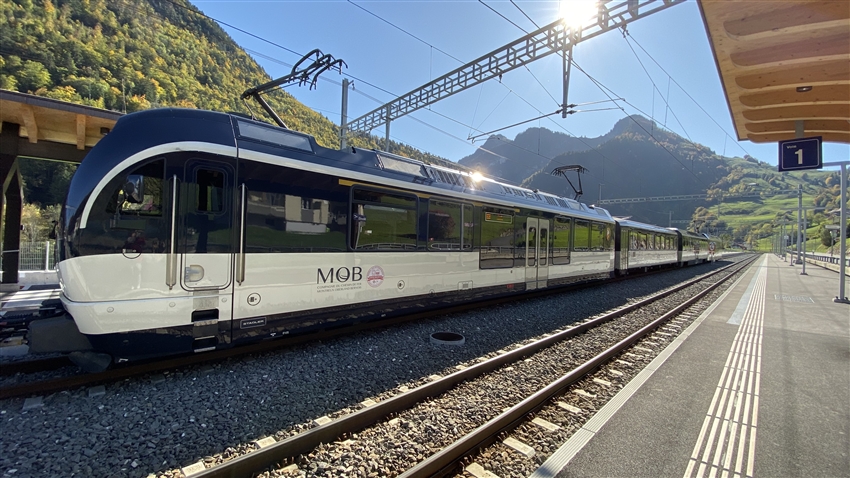 黃金景觀列車 Golden Pass Line