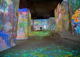 光影採石場 Carrieres de Lumières